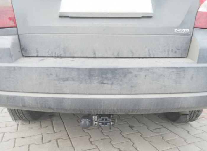 Carlig remorcare Dodge Caliber dupa 2006 demontabil automat cu maneta marca Autohak [6]