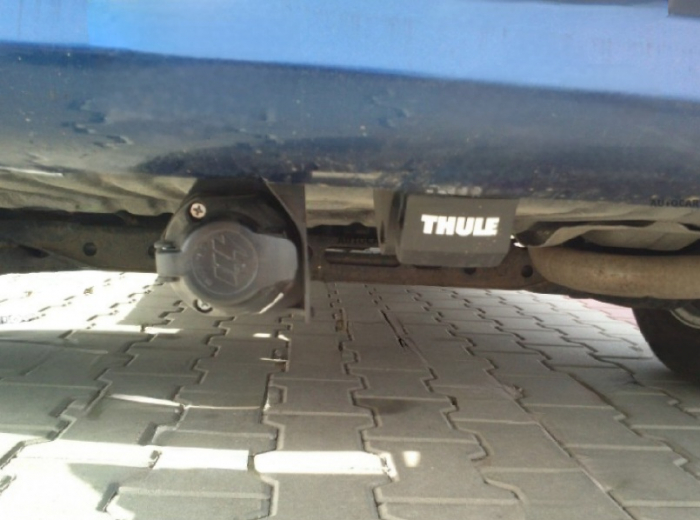 Carlig remorcare Dodge Grand Caravan dupa 2010 demontabil automat vertical marca Thule [5]