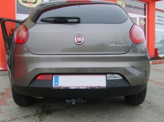 Carlig remorcare Fiat Bravo dupa 2007 demontabil automat cu maneta marca Autohak [5]