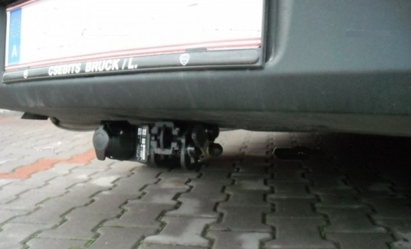 Carlig remorcare Fiat Croma dupa 2005 demontabil automat cu maneta marca Autohak [2]