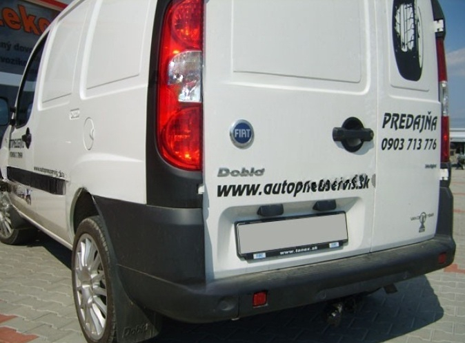 Carlig remorcare Fiat Doblo 2000 - 2009 demontabil automat cu maneta marca Autohak [4]