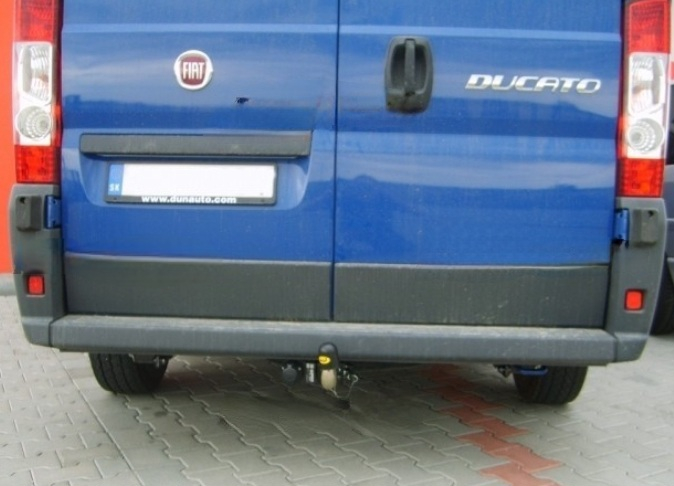 Carlig remorcare Fiat Ducato duba L1, L2, L3 dupa 2006 demontabil automat cu maneta marca Autohak [3]