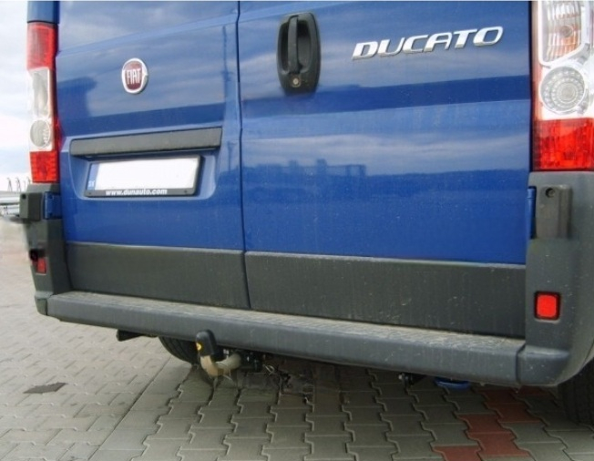 Carlig remorcare Fiat Ducato duba L1, L2, L3 dupa 2006 demontabil automat cu maneta marca Autohak [2]