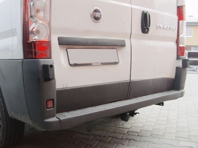 Carlig remorcare Fiat Ducato duba L1, L2, L3 dupa 2006 demontabil automat cu maneta marca Autohak [4]