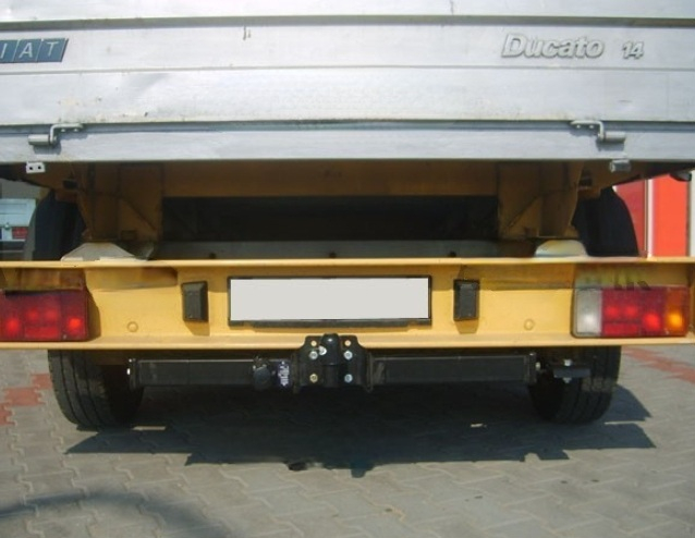 Carlig remorcare Fiat Ducato duba, platforma 1994 - 1999 marca Autohak [3]