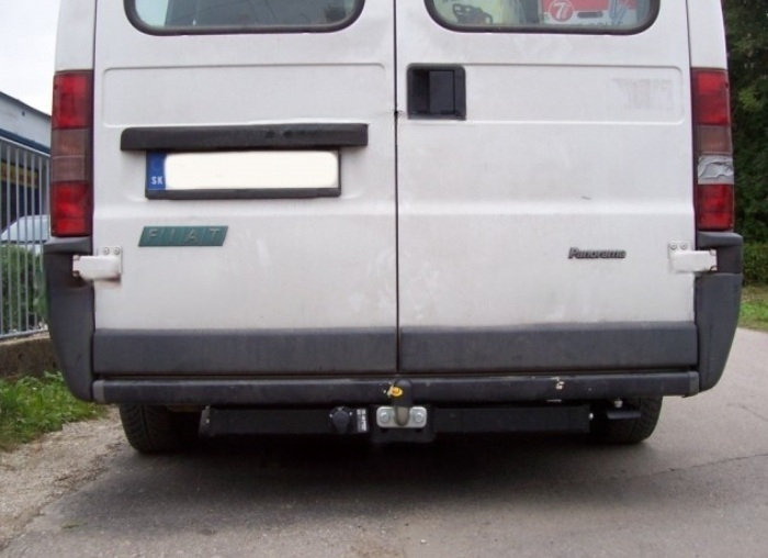 Carlig remorcare Fiat Ducato duba, platforma 1994 - 1999 marca Autohak [7]