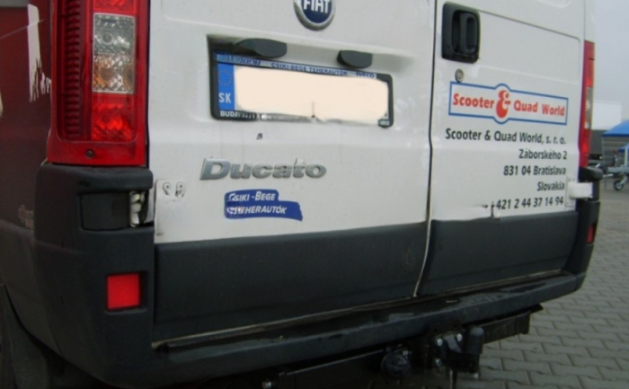 Carlig remorcare Fiat Ducato duba, platforma 1999 - 2006 marca Autohak [3]