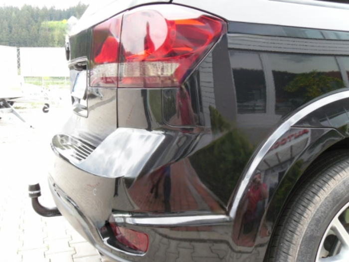Carlig remorcare Fiat Freemont dupa 2011 demontabil automat vertical marca Westfalia [5]