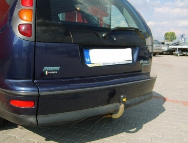 Carlig remorcare Fiat Marea Weekend dupa 1996 - 2002 demontabil automat cu maneta marca Autohak [3]