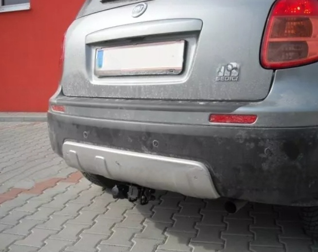 Carlig remorcare Fiat Sedici dupa 2006 (4x4) demontabil automat cu maneta marca Autohak [3]
