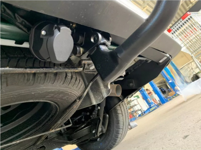 Carlig remorcare Fiat Talento dupa 2014 demontabil automat vertical marca Autohak [7]
