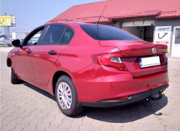 Carlig remorcare Fiat Tipo 4 usi dupa 2016 demontabil automat cu maneta marca Autohak [7]