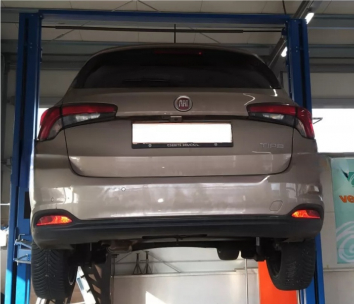 Carlig remorcare Fiat Tipo combi dupa 2017 demontabil automat vertical marca Autohak [7]