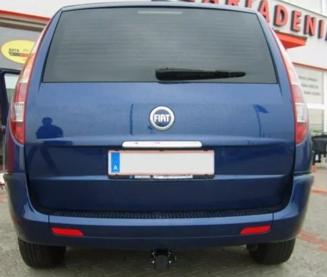 Carlig remorcare Fiat Ulysse dupa 2002 demontabil automat cu maneta marca Autohak [4]