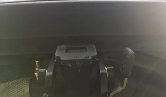 Carlig remorcare Ford C-Max dupa 2011 demontabil automat cu maneta marca Autohak [8]