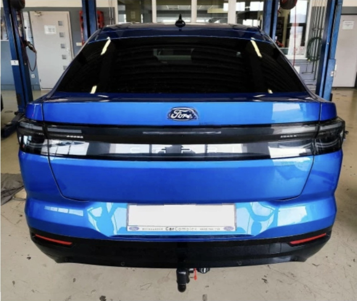Cârlig remorcare vertical automat Ford Capri SUV (2024 - prezent) Auto-Hak K 81V - karmaster.ro [9]