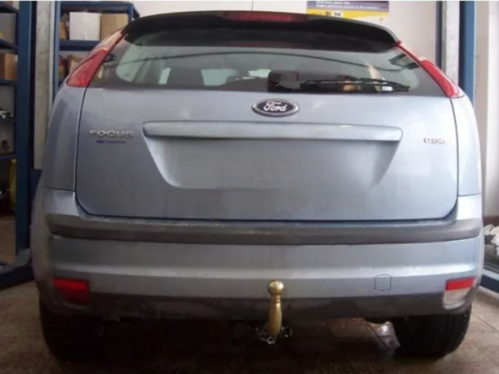 Carlig remorcare Ford Focus 2 htb 2004 - 2010 demontabil automat cu maneta [2]