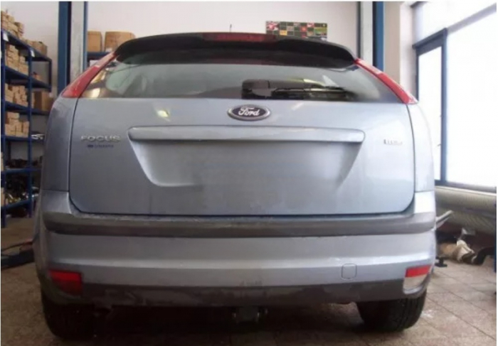 Carlig remorcare Ford Focus 2 htb 2004 - 2010 demontabil automat cu maneta [3]