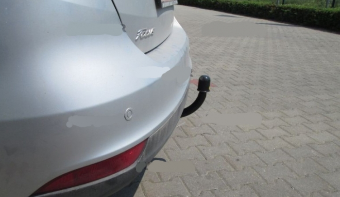 Carlig remorcare Ford Focus 3 htb 2011 - 2018 demontabil automat cu maneta marca Autohak [2]
