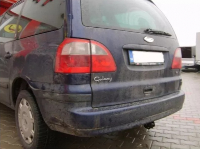 Carlig remorcare Ford Galaxy 2000 - 2006 marca Autohak [5]