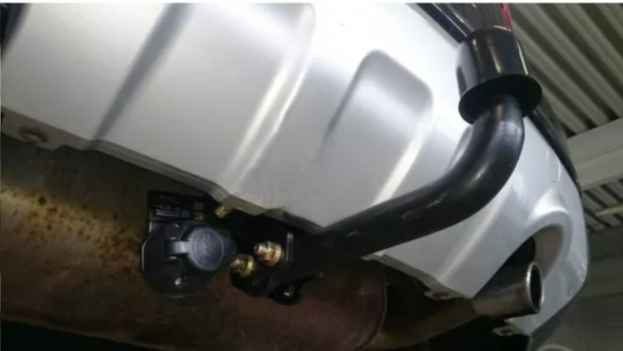 Carlig remorcare Ford Kuga dupa 2008 marca Autohak [11]