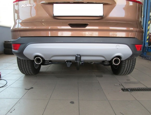 Carlig remorcare Ford Kuga dupa 2013 demontabil automat vertical marca Autohak [7]
