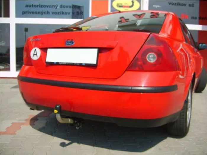 Carlig remorcare Ford Mondeo 4/5 usi 2000 - 2007 demontabil automat cu maneta [4]
