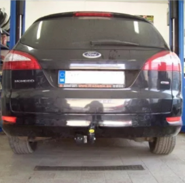 Carlig remorcare Ford Mondeo 4, 5 usi si combi dupa 2007 marca Autohak [4]