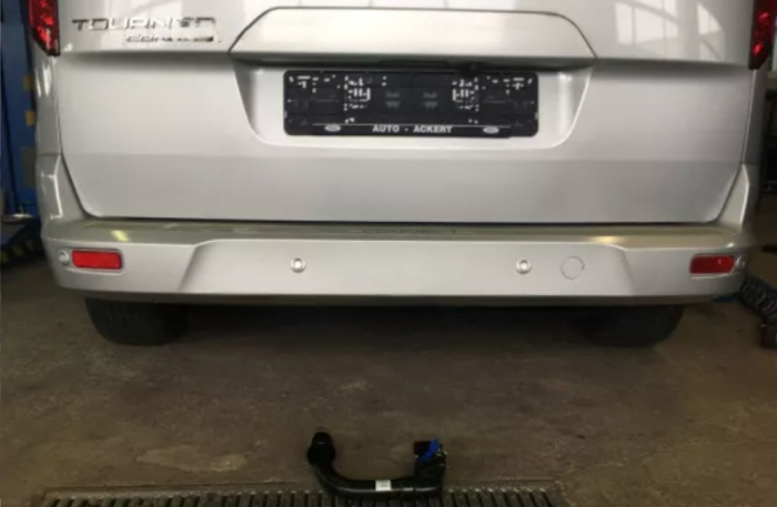 Carlig remorcare Ford Transit Connect 2013 - 2022 demontabil automat vertical [7]
