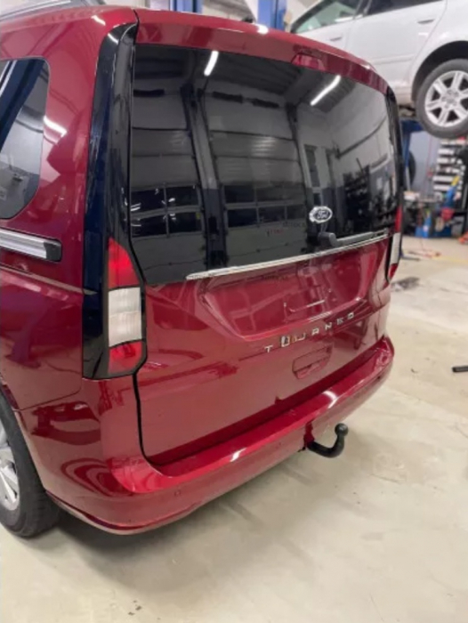 Carlig remorcare Ford Transit Connect fabricat dupa 05/2022 [4]
