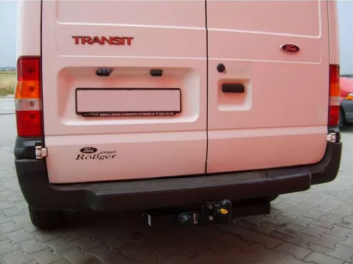 Carlig remorcare Ford Transit duba dupa 2000 marca Autohak [2]