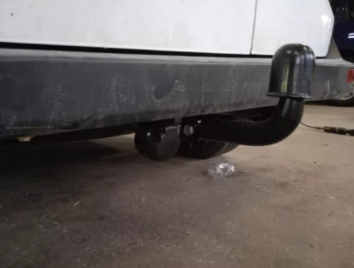 Carlig remorcare Ford Transit / Tourneo Courier fabricat dupa 2014 [4]