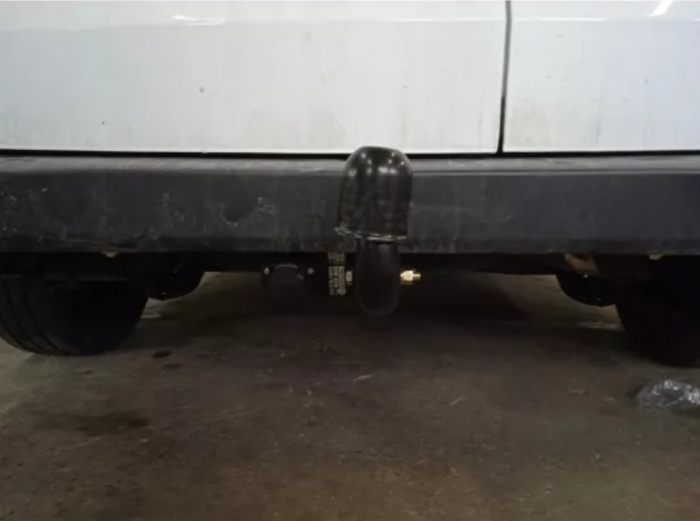 Carlig remorcare Ford Transit / Tourneo Courier fabricat dupa 2014 [3]