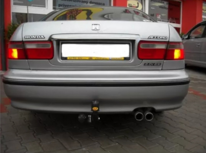 Carlig remorcare Honda Accord 4 usi 1993 - 1998 [3]