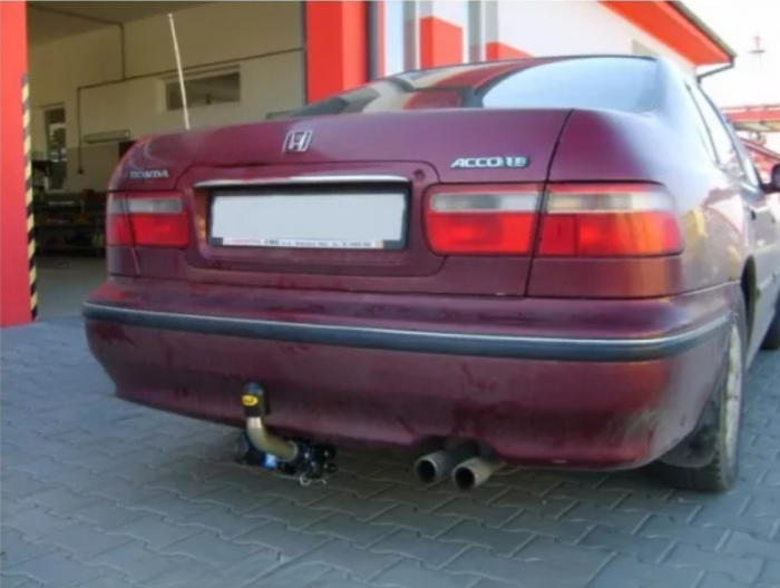 Carlig remorcare Honda Accord 4 usi 1993 - 1998 demontabil automat cu maneta [2]