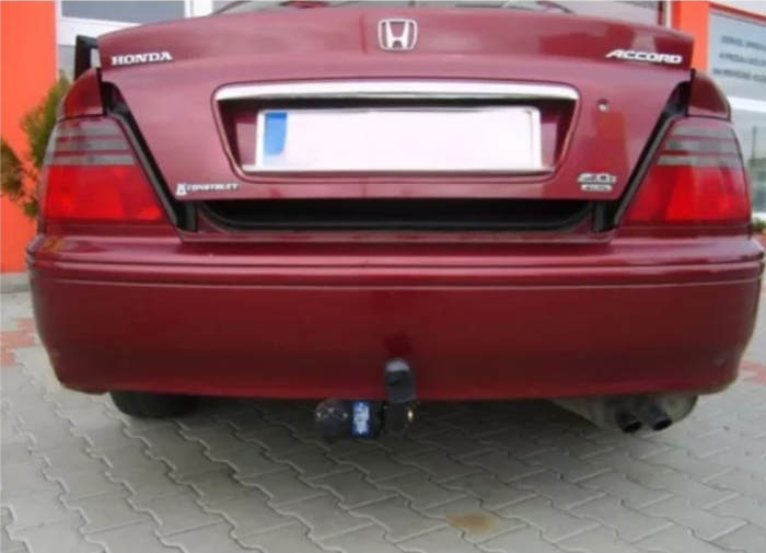 Carlig remorcare Honda Accord 4 usi 1998 - 11/2002 [3]