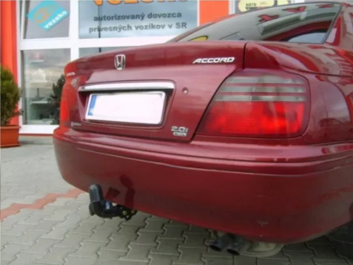 Carlig remorcare Honda Accord 4 usi 1998 - 11/2002 [2]