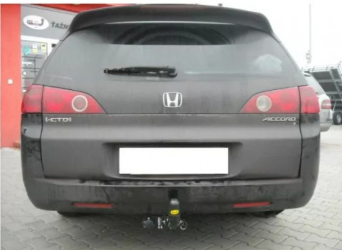 Carlig remorcare Honda Accord combi 2002 - 2008 demontabil automat cu maneta [5]
