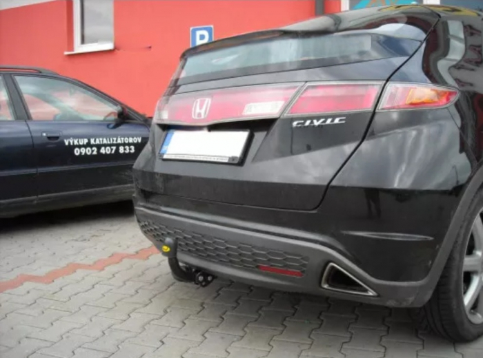 Carlig remorcare Honda Civic 5 usi dupa 2005 marca Autohak [2]