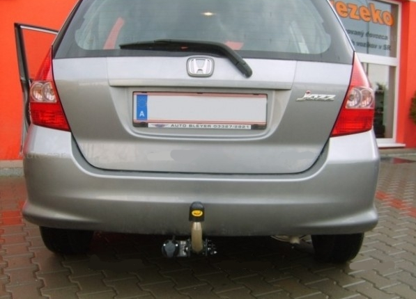 Carlig remorcare Honda Jazz 2002 - 2008 demontabil automat cu maneta marca Autohak [3]