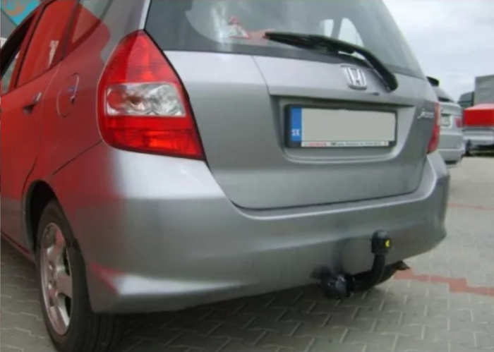 Carlig remorcare Honda Jazz 5 usi 2002 - 2008 marca Autohak [4]