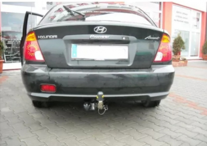 Carlig remorcare Hyundai Accent 2000 - 2006 demontabil automat cu maneta [2]