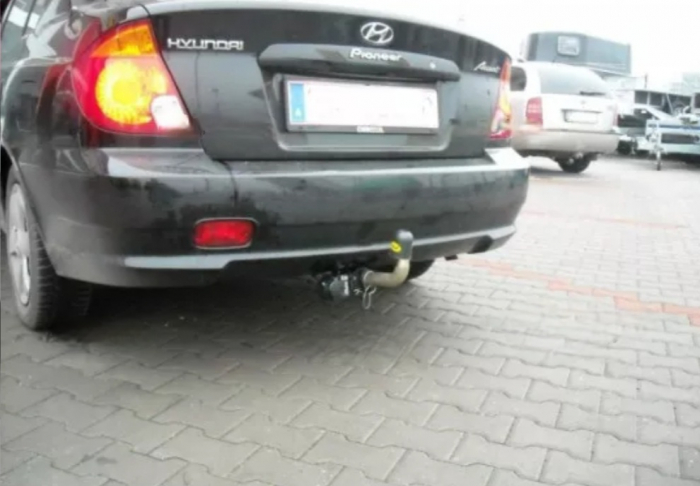 Carlig remorcare Hyundai Accent 2000 - 2006 demontabil automat cu maneta [4]