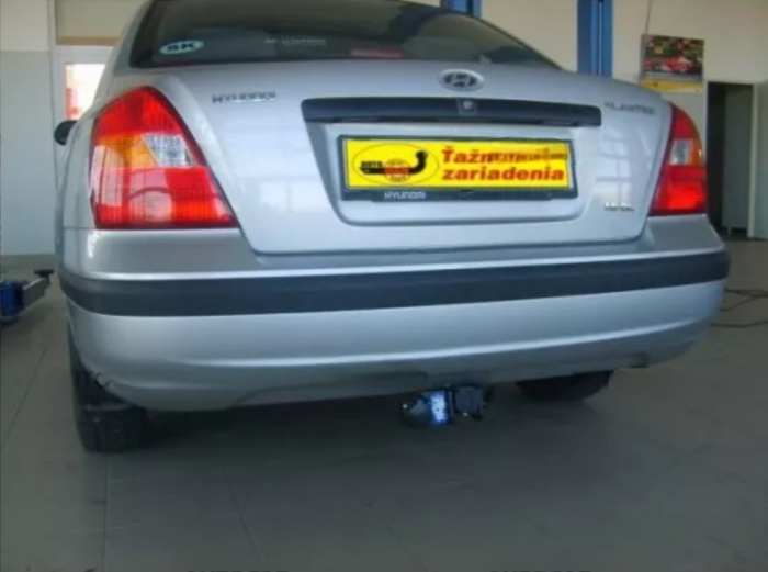Carlig remorcare Hyundai Elantra 2000 - 2010 demontabil automat cu maneta [4]