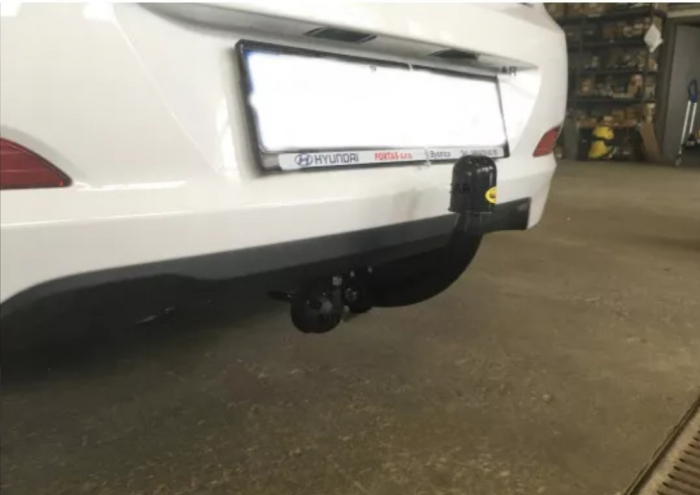 Carlig remorcare Hyundai i20 dupa 10/2014 marca Autohak [4]