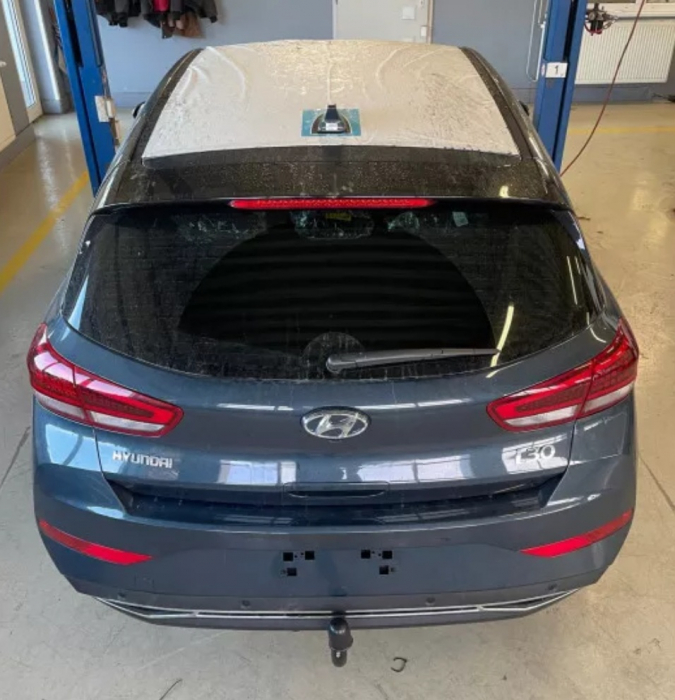 Carlig remorcare Hyundai i30 3/5 usi 2017 - 2018 demontabil automat vertical marca Autohak [9]