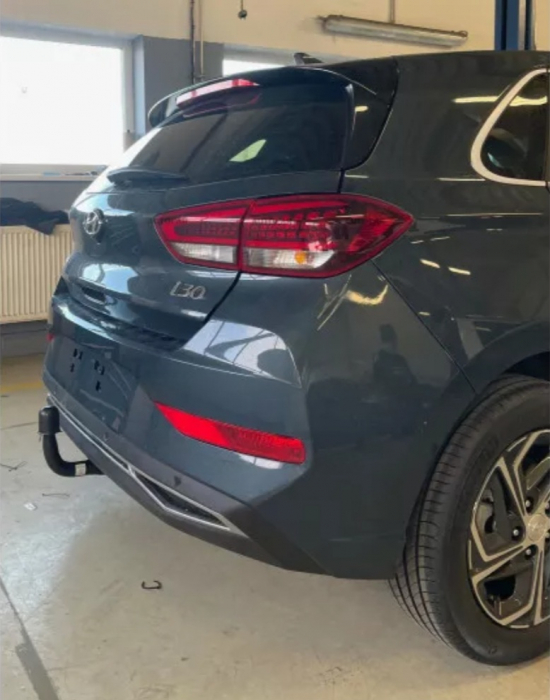 Carlig remorcare Hyundai i30 3/5 usi 2017 - 2018 demontabil automat vertical marca Autohak [10]