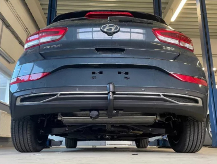 Carlig remorcare Hyundai i30 3/5 usi 2017 - 2018 demontabil automat vertical marca Autohak [12]