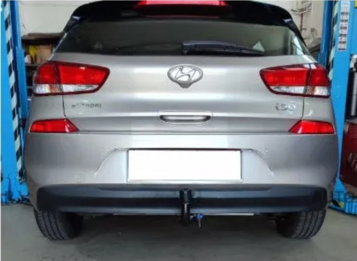 Carlig remorcare Hyundai i30 3/5 usi 2017 - 2018 demontabil automat vertical marca Autohak [4]