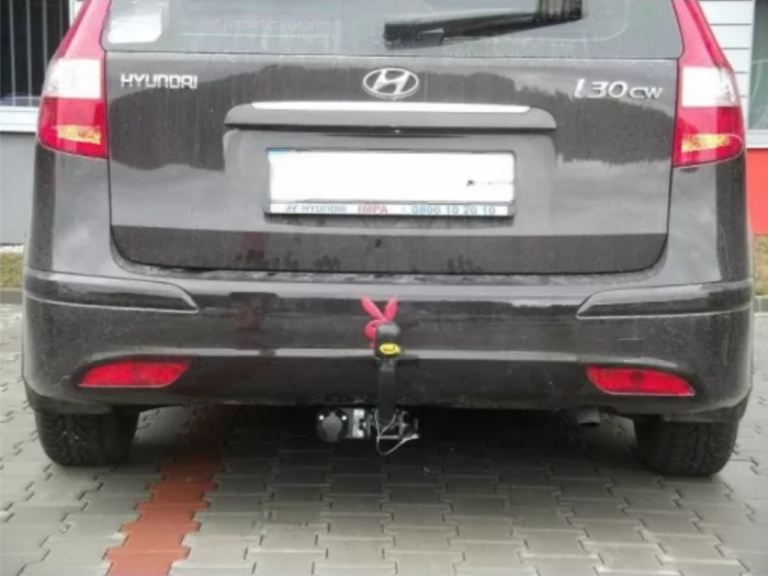 Carlig remorcare Hyundai I30 combi 2010 - 2012 demontabil automat cu maneta [2]